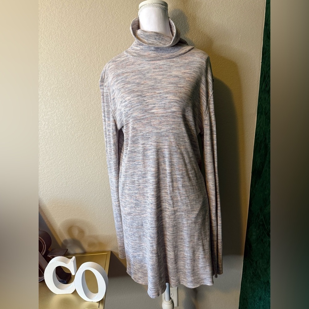 Free People We the Free Stone Cold Split Back Turtleneck Pullover-Marled Grey- M - Picture 2 of 5